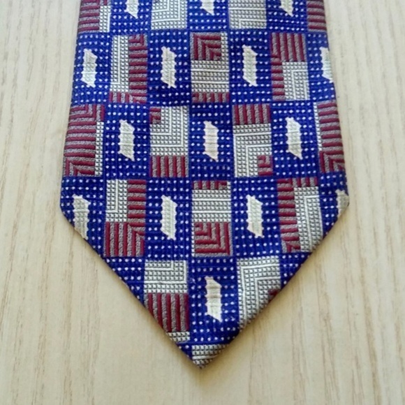 Robert Talbott “Seven Fold” Red, White & Blue Tie - Picture 5 of 8